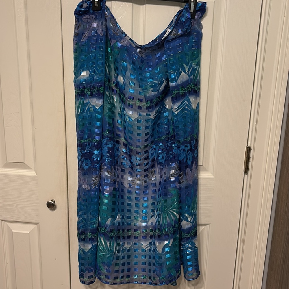 Capistrano Sarong - Picture 4 of 6